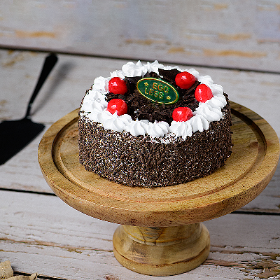 Eggless Black Forest Cake (Serves 8) 500 GMS