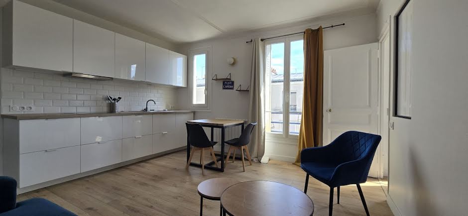 Location meublée appartement 2 pièces 47 m² à Paris 17ème (75017), 2 000 €