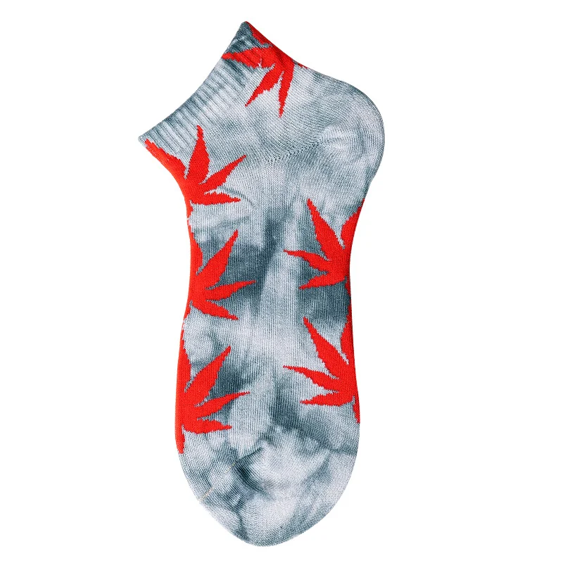 Bawełniane, płytkie skarpetki do łodzi w stylu tie-dye. Wygodne i oddychające, idealne do noszenia z trampkami i butami na co dzień.