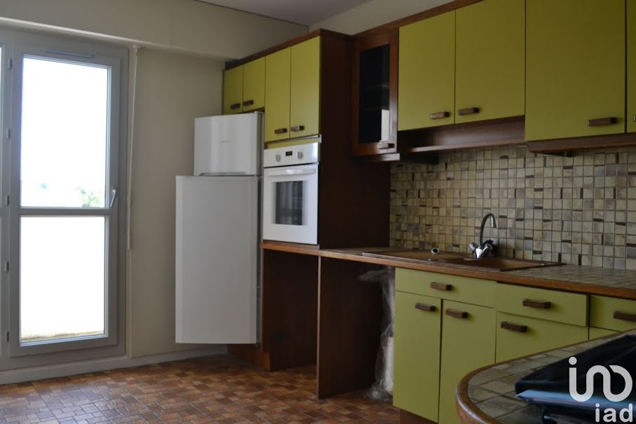 Location  appartement 4 pièces 83 m² à Aixe-sur-Vienne (87700), 814 €