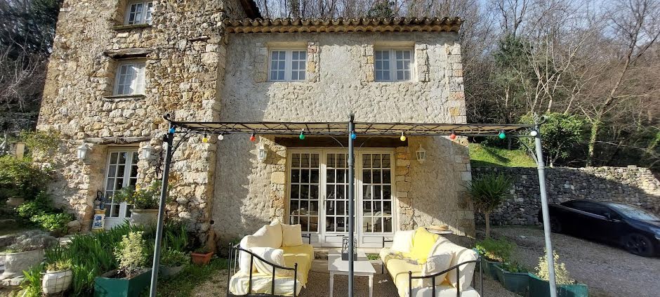 Vente maison 5 pièces 122 m² à Le Bar-sur-Loup (06620), 625 000 €