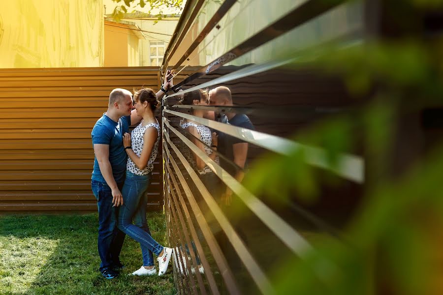 Wedding photographer Pavel Sharnikov (sefs). Photo of 19 October 2018