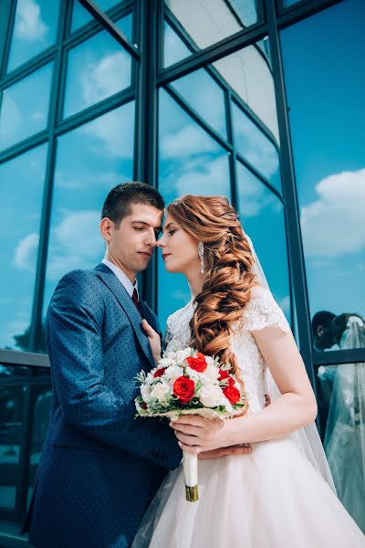 Fotógrafo de casamento Aleksandr Yablonskiy (yablonski). Foto de 11 de novembro 2017