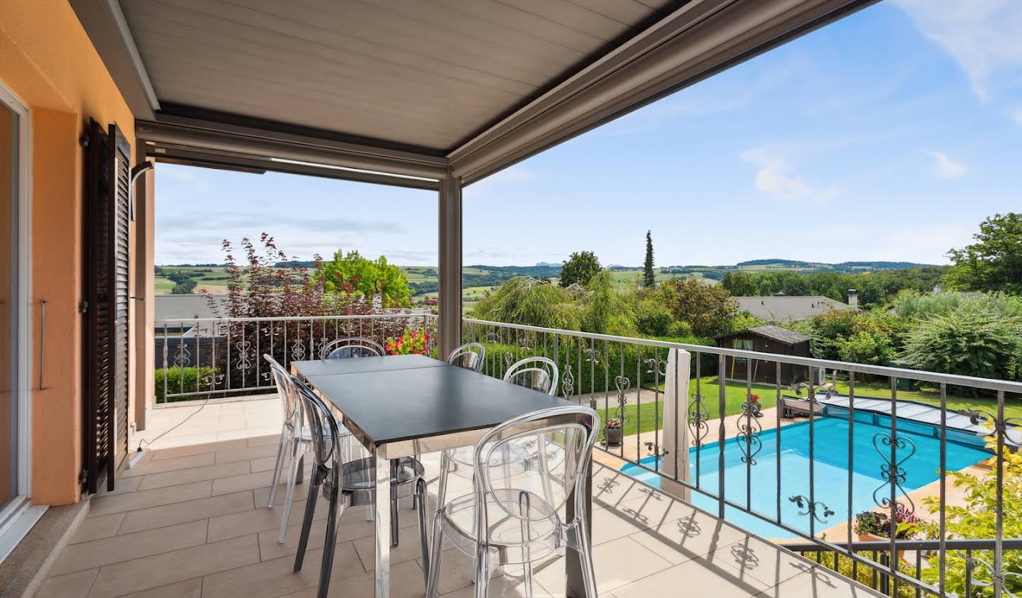 Maison avec jardin et terrasse Lucens