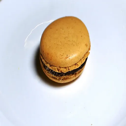 Chocolate Macaron