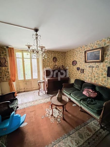 Vente maison 5 pièces 140 m² à Châteauvillain (52120), 35 000 €