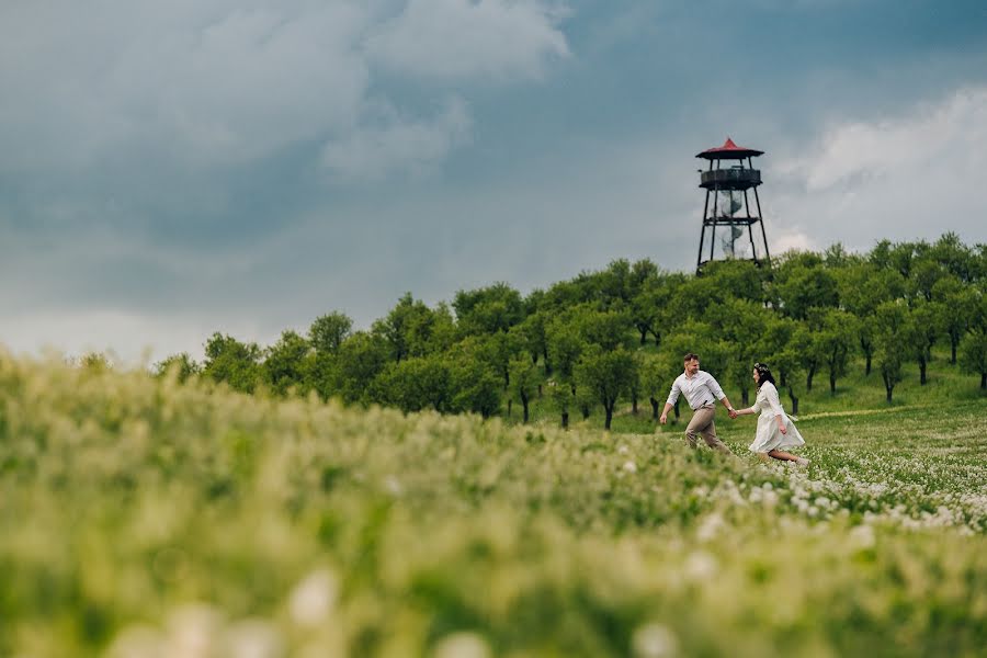 Wedding photographer Petr Hrubes (harymarwell). Photo of 17 May 2021