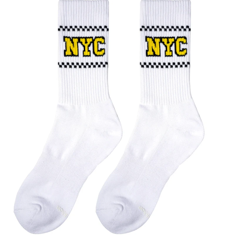 Controle de meias Sockkon Experimente o ajuste perfeito e conforto superior com as meias inteligentes. Desfrute de uma experiência incomparável para seus pés.