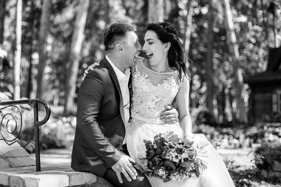 婚礼摄影师Alena Dmitrienko（alexi9）。2017 8月7日的照片