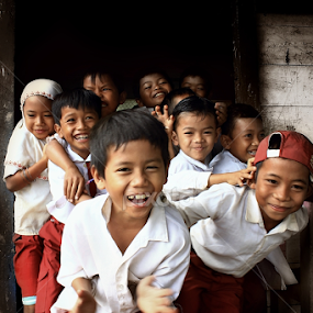  WAJAH PENDIDIKAN KITA  by Ezha Nizami - People Group/Corporate