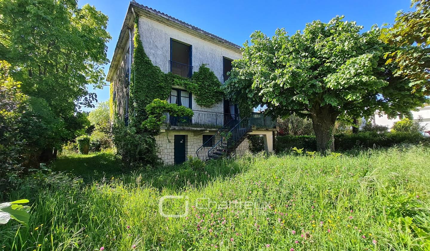 House with terrace Royan