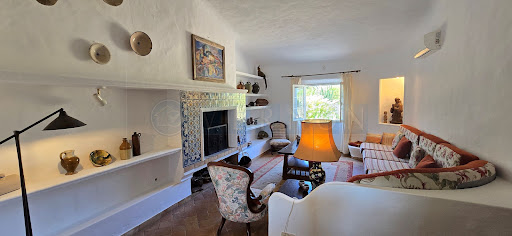 Farmhouse 2