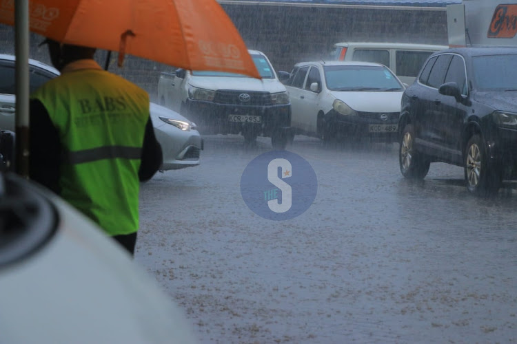 Motorists along Haile Selassie Avenue in Nairobi as rains pound on April 4,2024