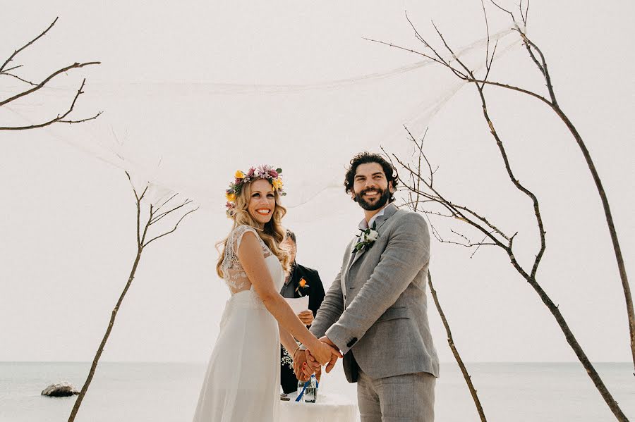 Fotografo di matrimoni Polkadot Photojournalism (polkadot). Foto del 2 agosto 2017