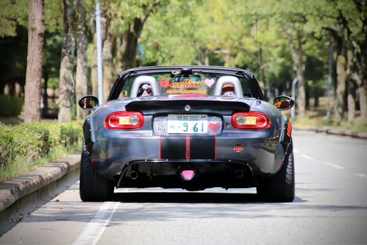 ロードスターのなごり夏・ロードスターNC・愛車撮影・ボンスト・熱中症に御用心に関するカスタム事例の投稿画像6枚目