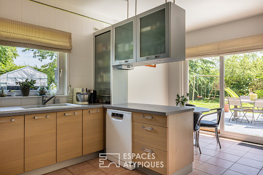 Buy this luxury house in Gruson (59152) with garden