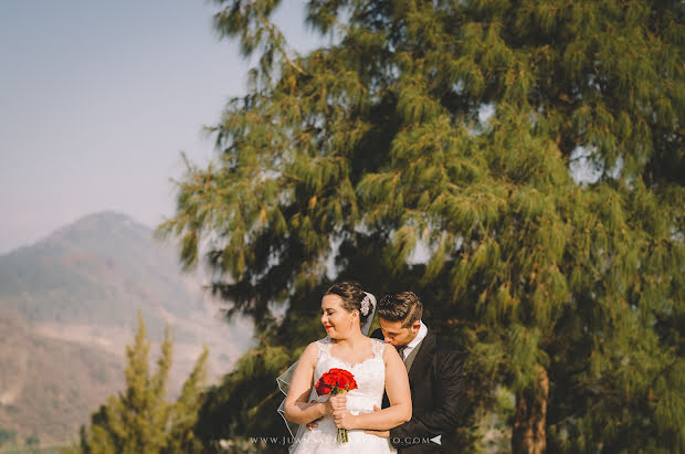 Fotografo di matrimoni Juan Salazar (bodasjuansalazar). Foto del 21 settembre 2017