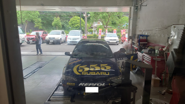 インプレッサ WRXのSUBARU・スバル・WRCレプリカ・ラリーレプリカに関するカスタム事例の投稿画像4枚目