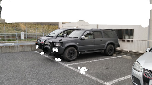 プロシードマービー の愛車紹介 駐車場 引っ越し マツダ100周年 純正バンパーはいいぞに関するカスタム メンテナンスの投稿画像 車 のカスタム情報はcartune