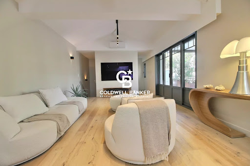 Apartment with terrace 1
