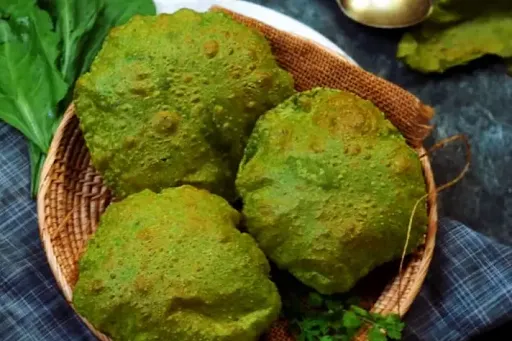 Palak Poori Bhaji [4 Poori]