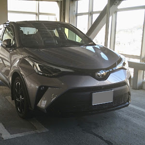 C-HR NGX50