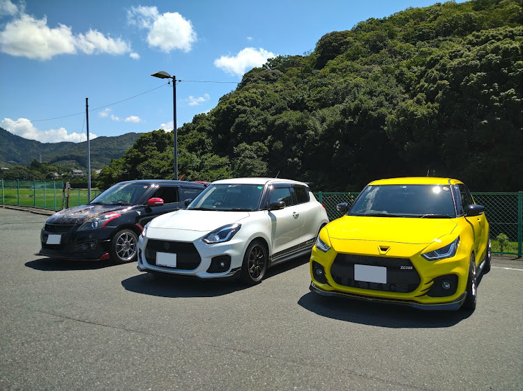 スイフトスポーツのコロナウイルスに負けるな・医療従事者にエールを❗️・大雨で被災された皆様へお見舞い申し上げます・オレンジロード哨戒任務に関するカスタム事例の投稿画像3枚目