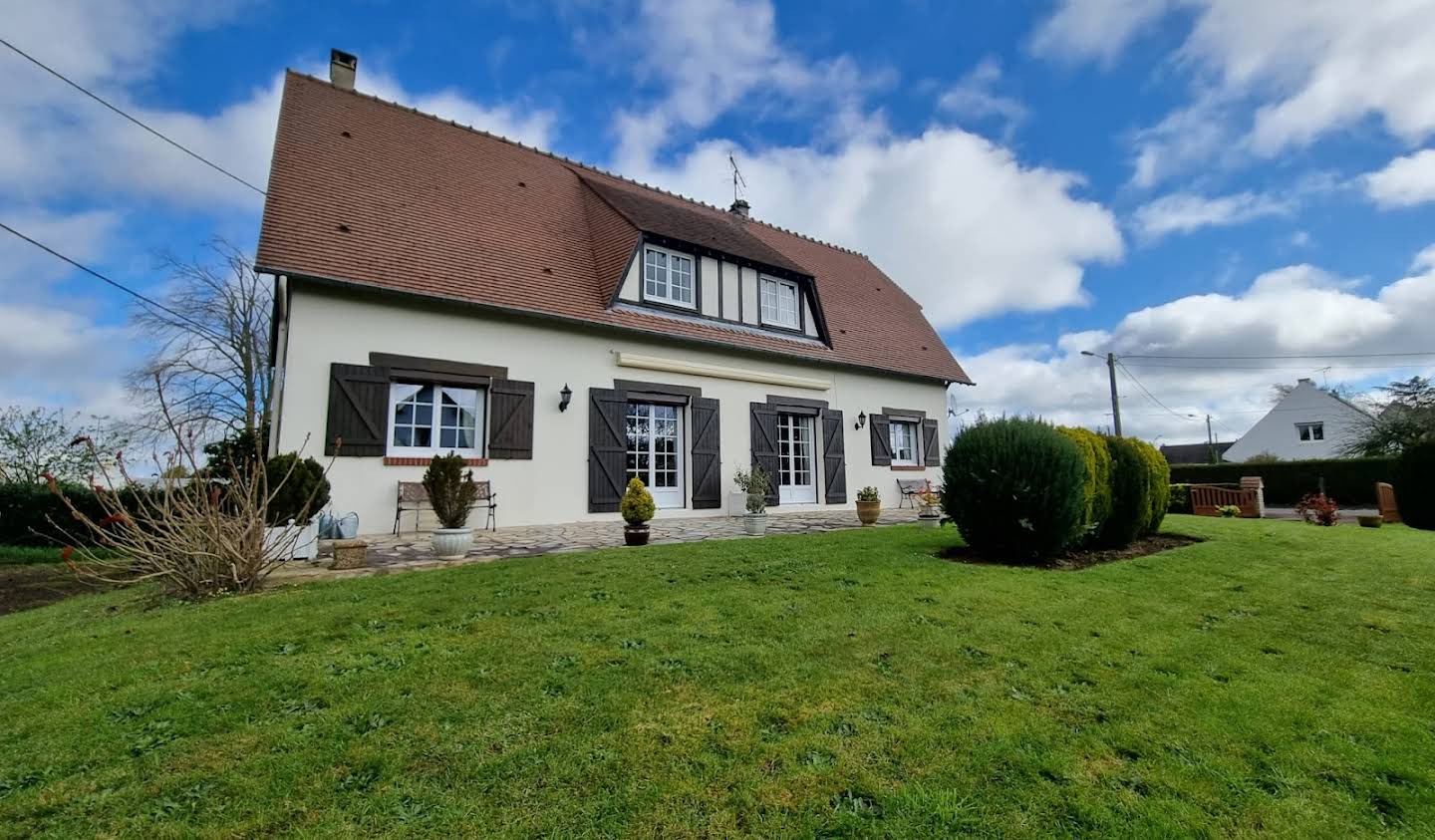 House with terrace Bernay