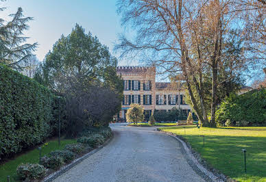 Villa avec jardin et terrasse 18