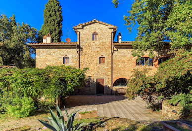 Villa avec piscine et jardin 1