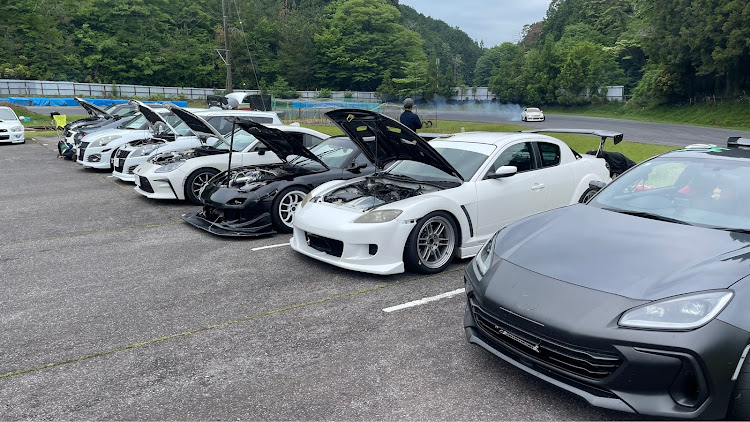 RX-7の戦闘車両・サーキット走行・アタックラップに関するカスタム事例の投稿画像2枚目