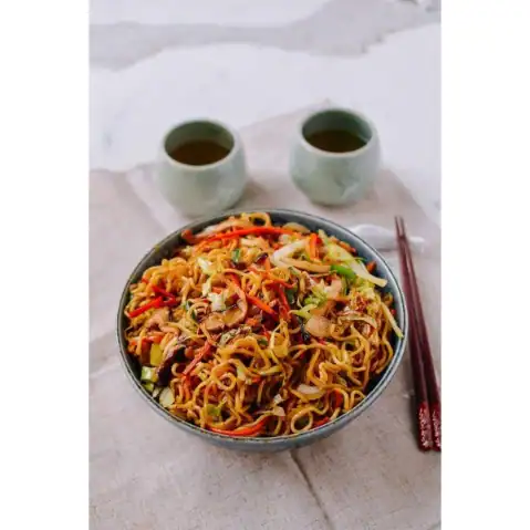 Chicken Chilli Garlic Noodles