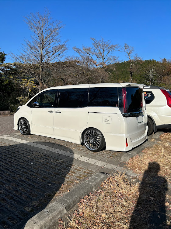 ノアのドライブ・七沢森林公園・ヤビツ峠・宮ヶ瀬湖に関するカスタム事例の投稿画像4枚目
