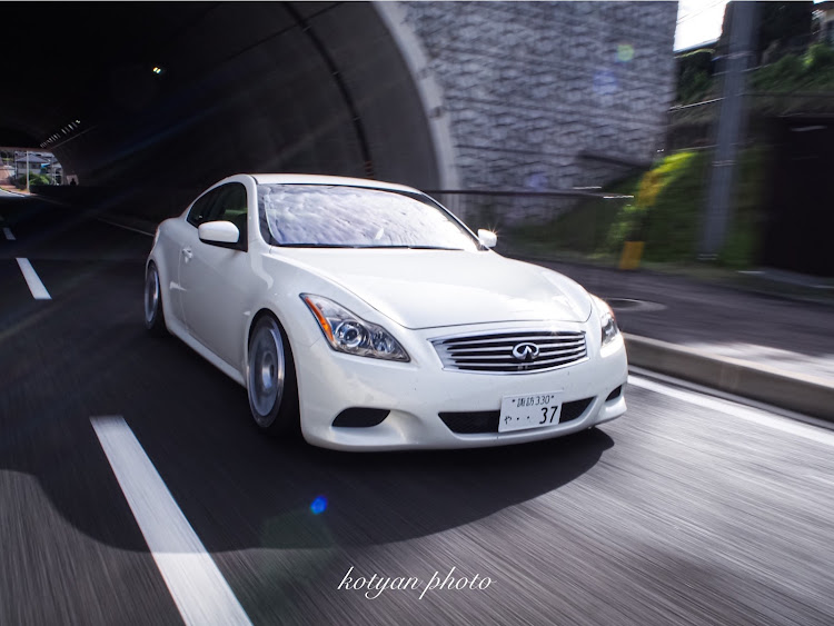 G37の早朝撮影・ローリングショット撮影・ckv36・g37・走行動画とっていただきました!!に関するカスタム事例の投稿画像6枚目