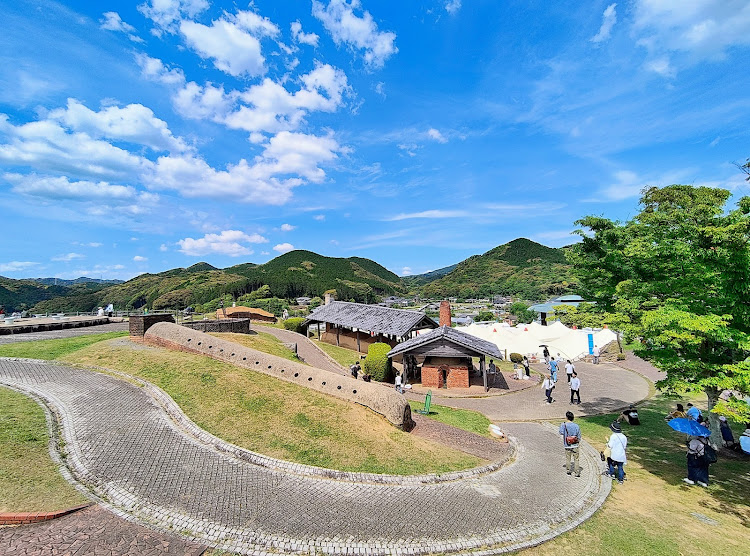 スイフトスポーツの佐賀空港・波佐見陶器まつり・武雄市図書館・オフ会のご連絡・オフ会したいなに関するカスタム事例の投稿画像3枚目