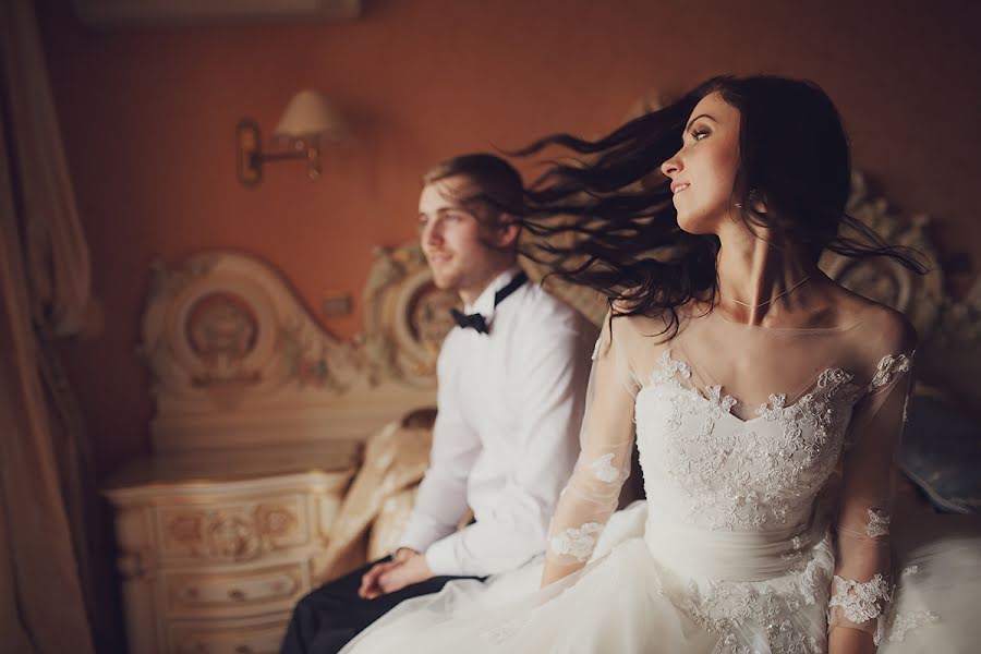 Wedding photographer Oleg Dobrianskyi (dobrianskiy). Photo of 18 October 2013