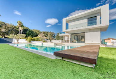 Villa with pool and terrace 1