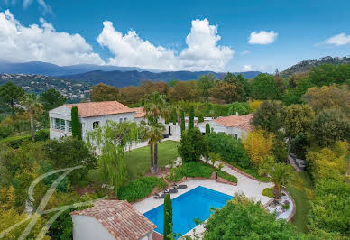 Maison avec piscine et terrasse 14