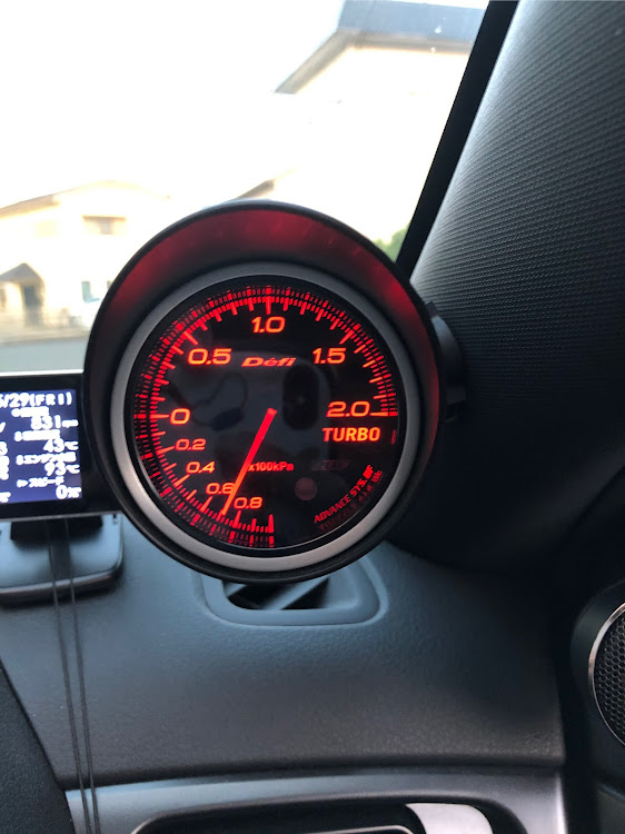 インプレッサ WRX STIの追加メーター・補修・ブースト計・Defiに関するカスタム事例の投稿画像3枚目
