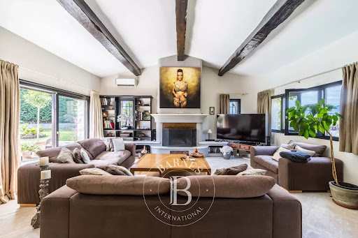 Villa avec piscine 2