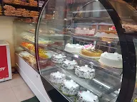 Kalyani Cake Shop photo 3