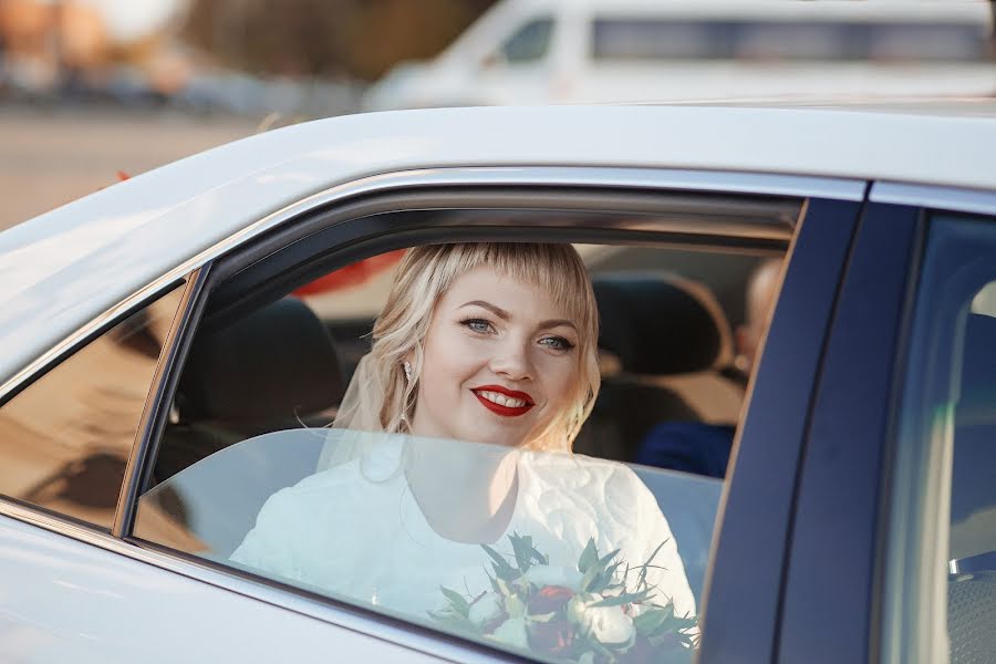 Fotógrafo de casamento Viktoriya Litvinenko (vikoslocos). Foto de 27 de fevereiro 2019