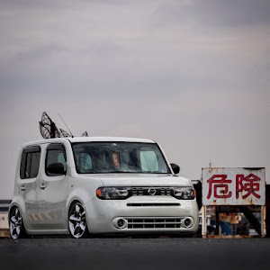 キューブ Z12