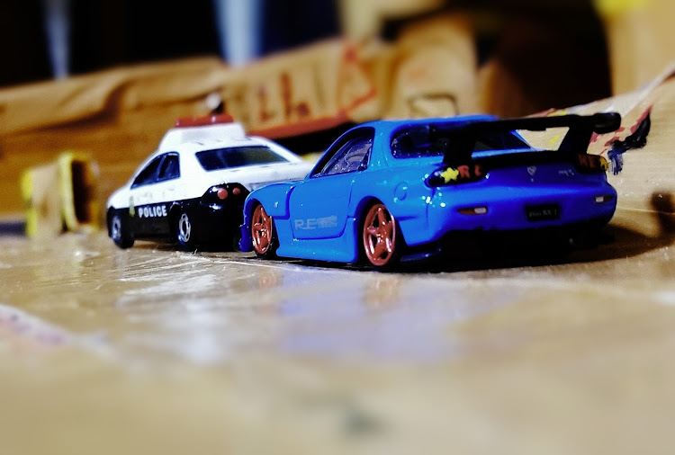 死神$tёr🖕😝Hёαdphonё♪∬ω-)さんが投稿したトミカ改造・fd・シャコタン・パトカー・スピード取り締まりに関するカスタム事例の投稿画像1枚目
