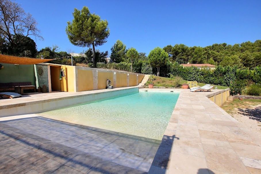 Vente propriété 7 pièces 300 m² à Aix-en-Provence (13090), 1 150 000 €