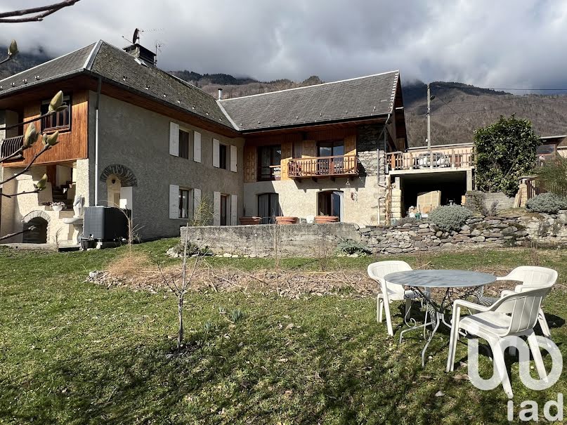 Vente maison 7 pièces 152 m² à Saint-Rémy-de-Maurienne (73660), 250 000 €