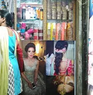 Akarshan Beauty Parlour photo 1