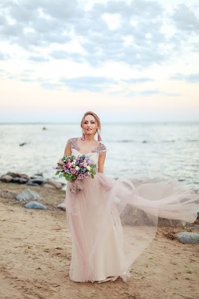 Düğün fotoğrafçısı Ilona Lavrova (ilonalavrova). 3 Temmuz 2018 fotoları