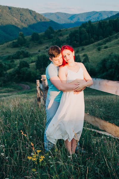 Fotógrafo de casamento Natalya Suprunenko (natsm91). Foto de 14 de agosto 2018