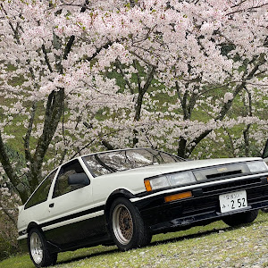 カローラレビン AE86